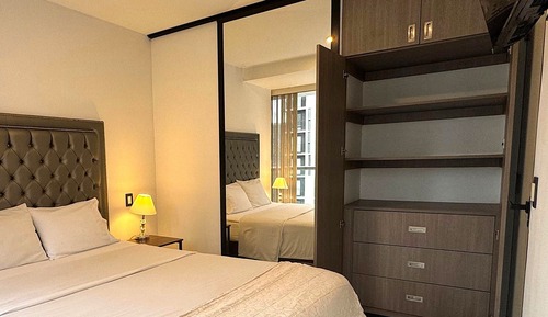 Business Apartment, 1 Bedroom, Housekeeping