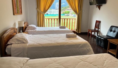 Basic Triple Room, Balcony, Park View