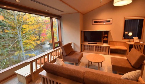 Suite with Private Hot Spring, Non Smoking,【River View】