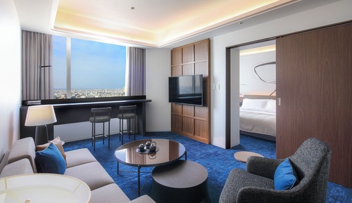 Executive Suite D, Non Smoking (39-41F)(with breakfast/separate breakfast fee for 6 y/o and under)