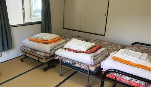 Economy Triple Room