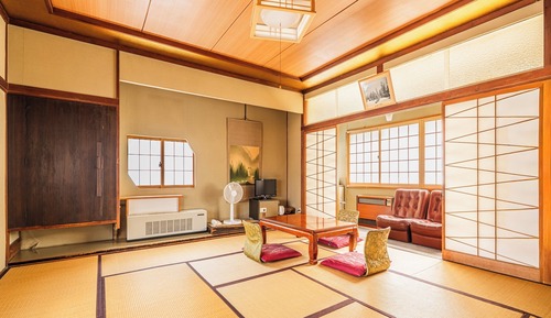 Japanese Style Room, Shared Bathroom with Toilet in room