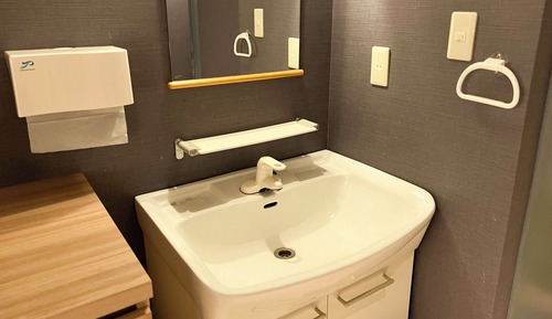 Standard Western Style Twin Room without Bath (No View), Non-Smoking