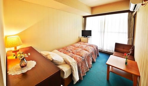 Single Room with Shared Bathroom