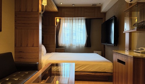 Deluxe Double Room, Smoking