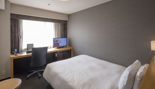 Single Room, Smoking