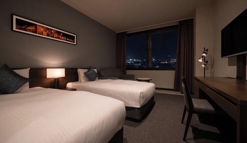 Premier Night View Room Top Floor, Non Smoking (Lounge Access)