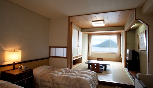 Japanese and Western room, Lake View(buffet)