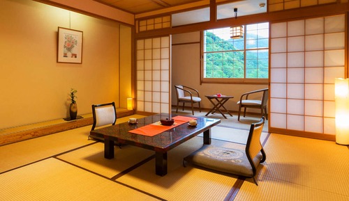 10-tatami Japanese-style room (with ropeway ticket)
