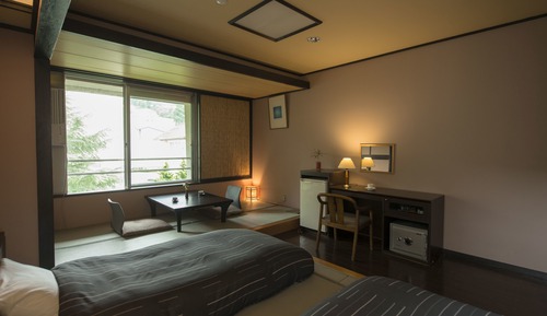 Basic Twin Room, 2 Twin Beds, Private Bathroom