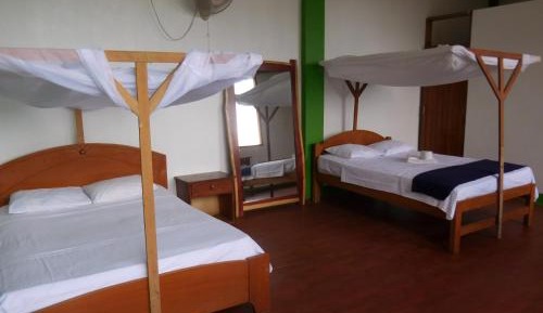 Twin Room with Private Bathroom