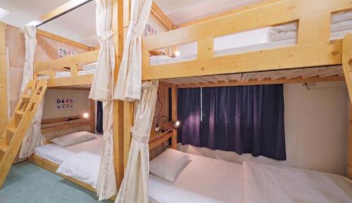 Bunk Bed in Male Dormitory Room 