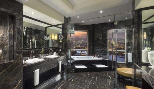 Presidential Suite- Lounge access