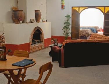 Single Bed in Mixed Dormitory Room