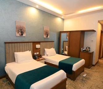 Deluxe Double or Twin Room with Sea View