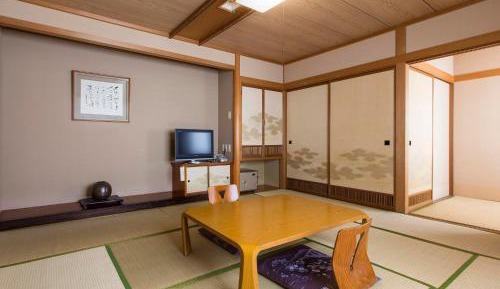 Japanese-Style Room-Selected at Check In - Non-Smoking(No Air Conditioned)