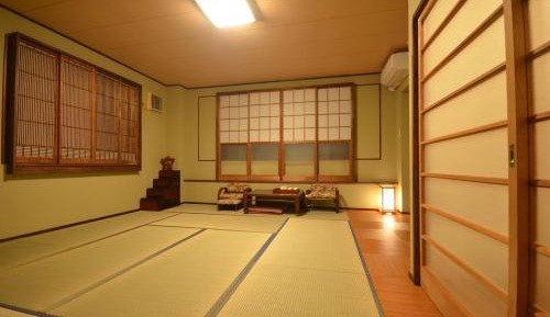 Double or Twin Room with Private Bathroom