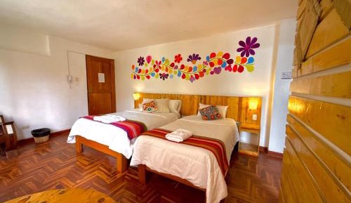 Deluxe Double Room (2 Adults + 1 Child)