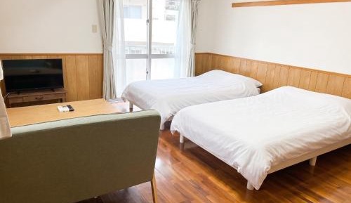 Standard Twin Room