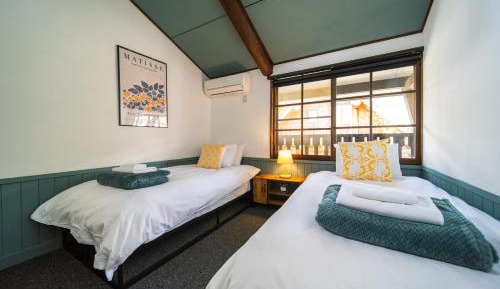 Twin Room with Shared Bathroom