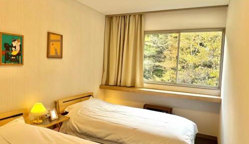 Standard Double Room with Shared Bathroom