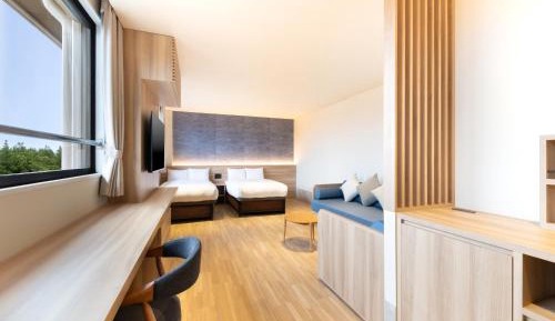 Deluxe Family Room (With private bathroom)