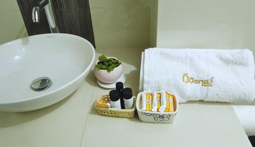 Single Room with Private Bathroom