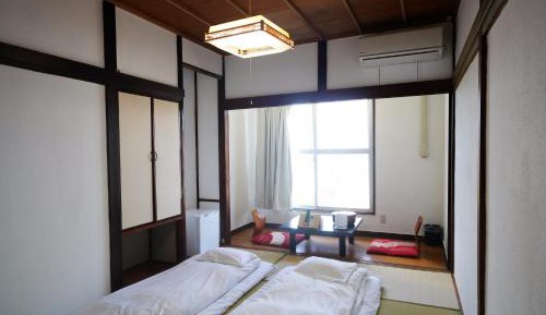 Standard Twin Room with Sea View