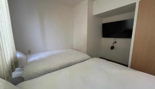 Twin Room with Private Bathroom