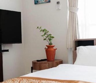 One-Bedroom Family Apartment