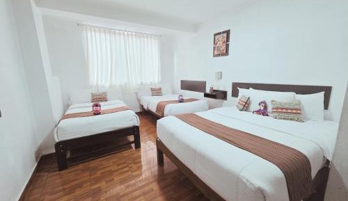 Deluxe Family Room