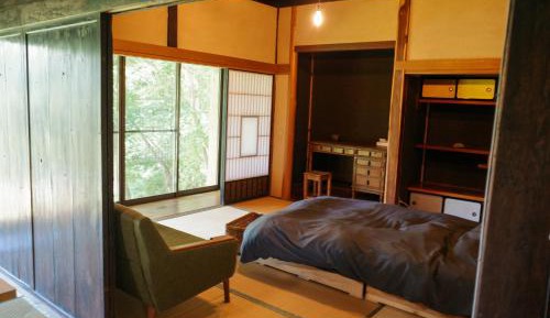 Japanese-Style Room
