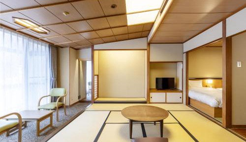 Japanese-Style Room