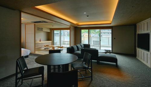 King Suite