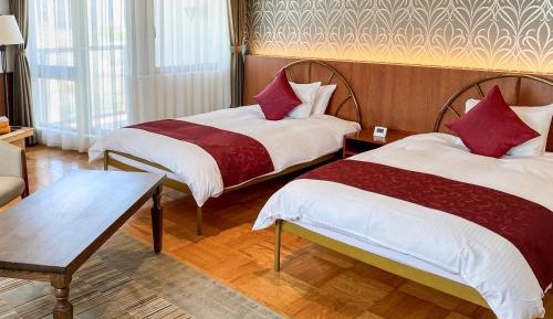 Large Twin Room