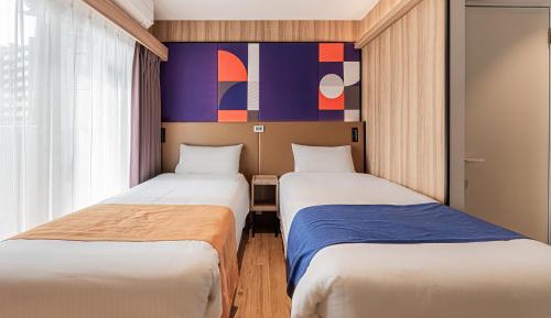 Twin Room with Private Bathroom