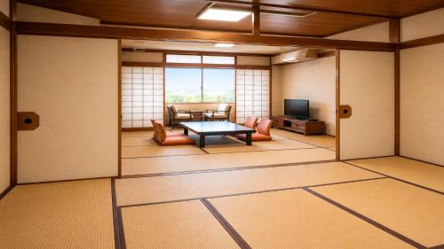 Japanese-Style Corner Room
