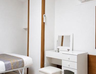 Japanese-Style Room with Shared Bathroom