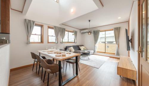 Three-Bedroom Premium Apartment with Balcony