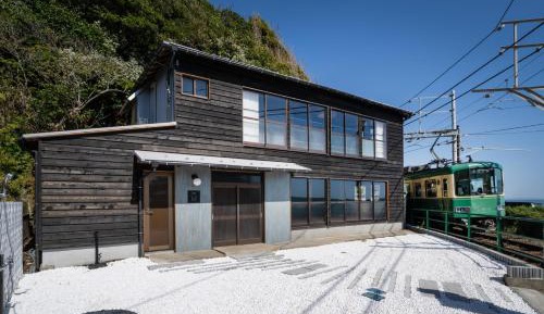 Three-Bedroom Apartment with Ocean View