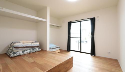 Triple Room with Shared Bathroom