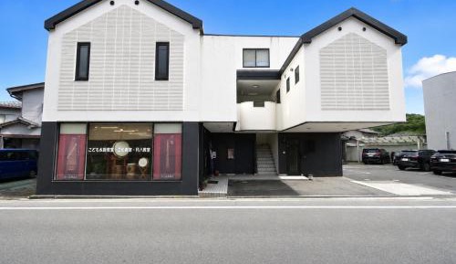 Two-Bedroom Deluxe Apartment