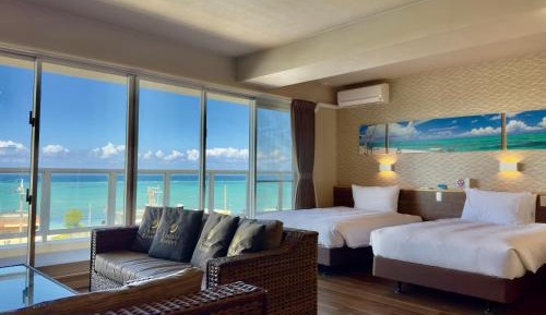Deluxe Suite with Sea View