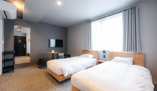 Twin Room with Private Bathroom