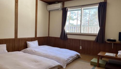 Japanese-Style Room
