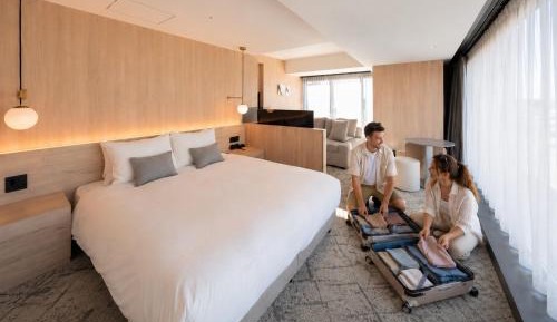 Corner Double Room
