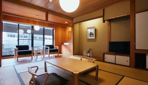 Twin Room with Shared Bathroom