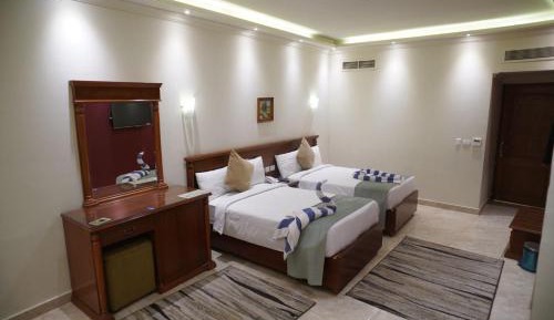 Deluxe Suite with Sea View