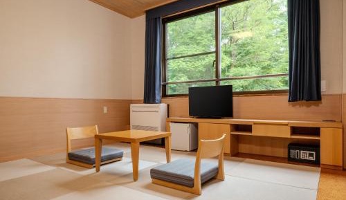 Japanese 7 Tatami (With toilet)