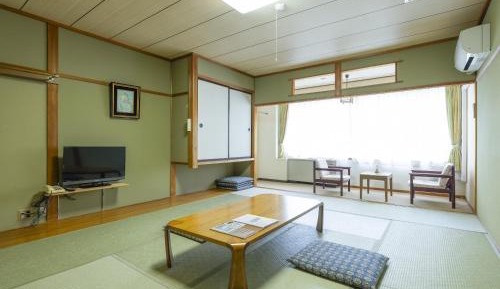 Japanese-Style Room